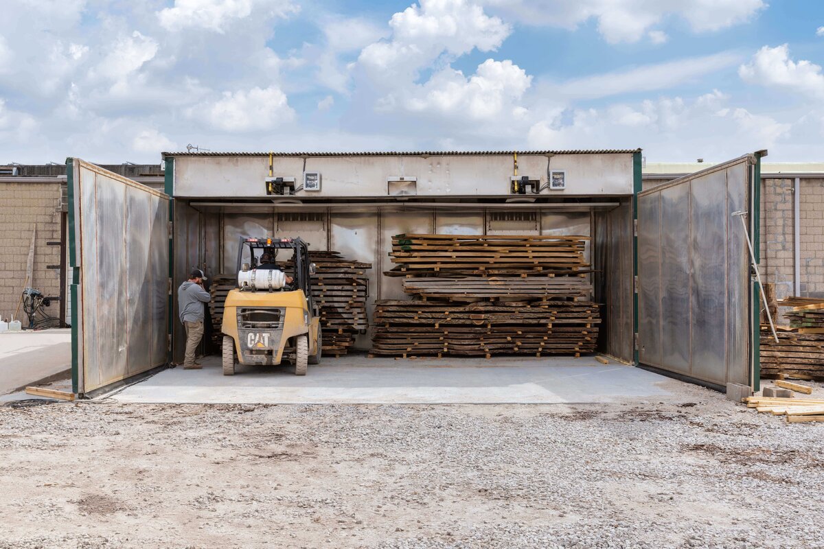 What is Live Edge Slab Kiln Drying?