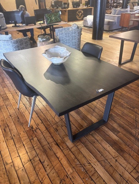 Traditional Hackberry Dining Table