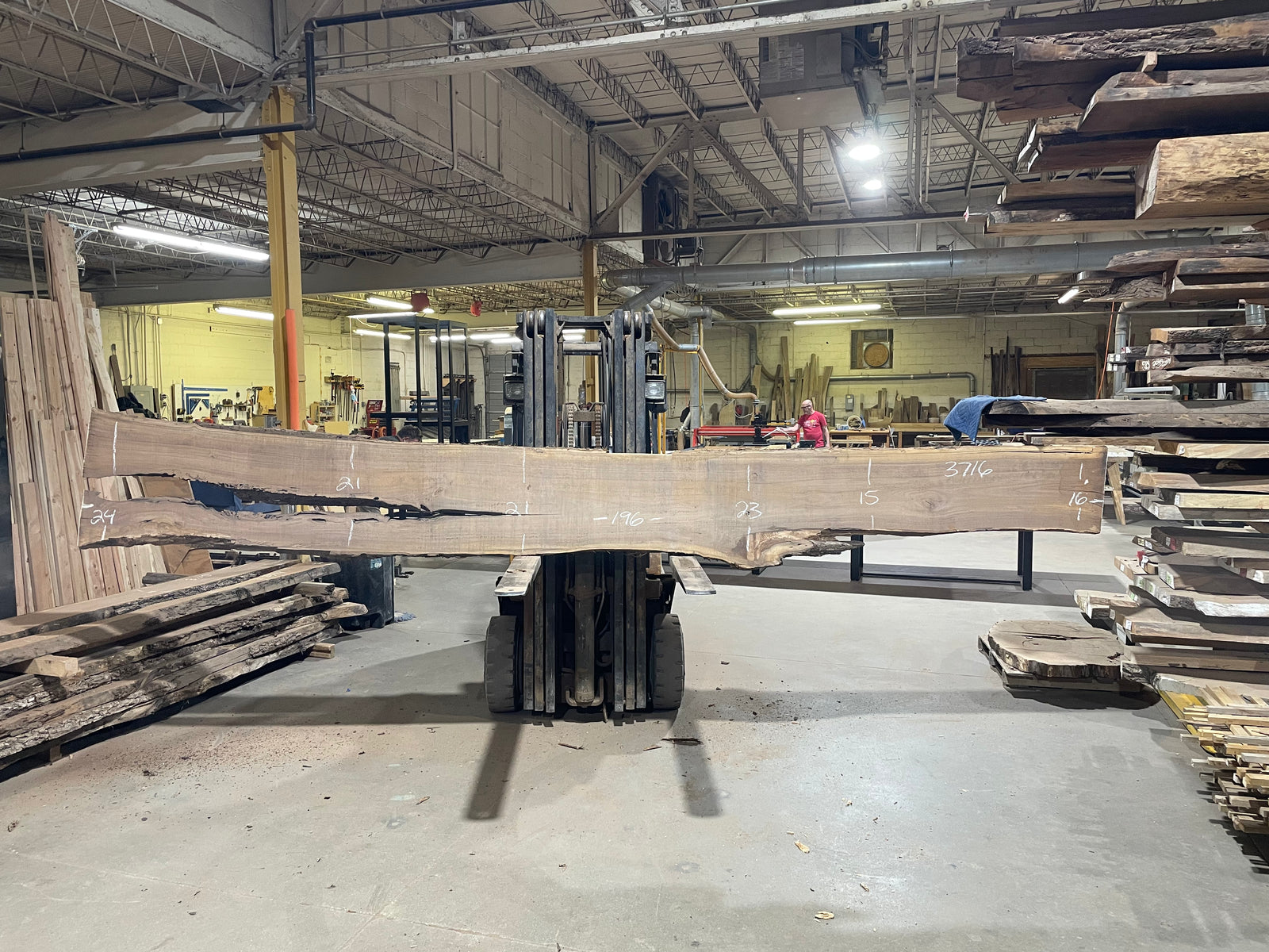 BLACK WALNUT (3716) 196” L x 15"-23” W x 2.5”