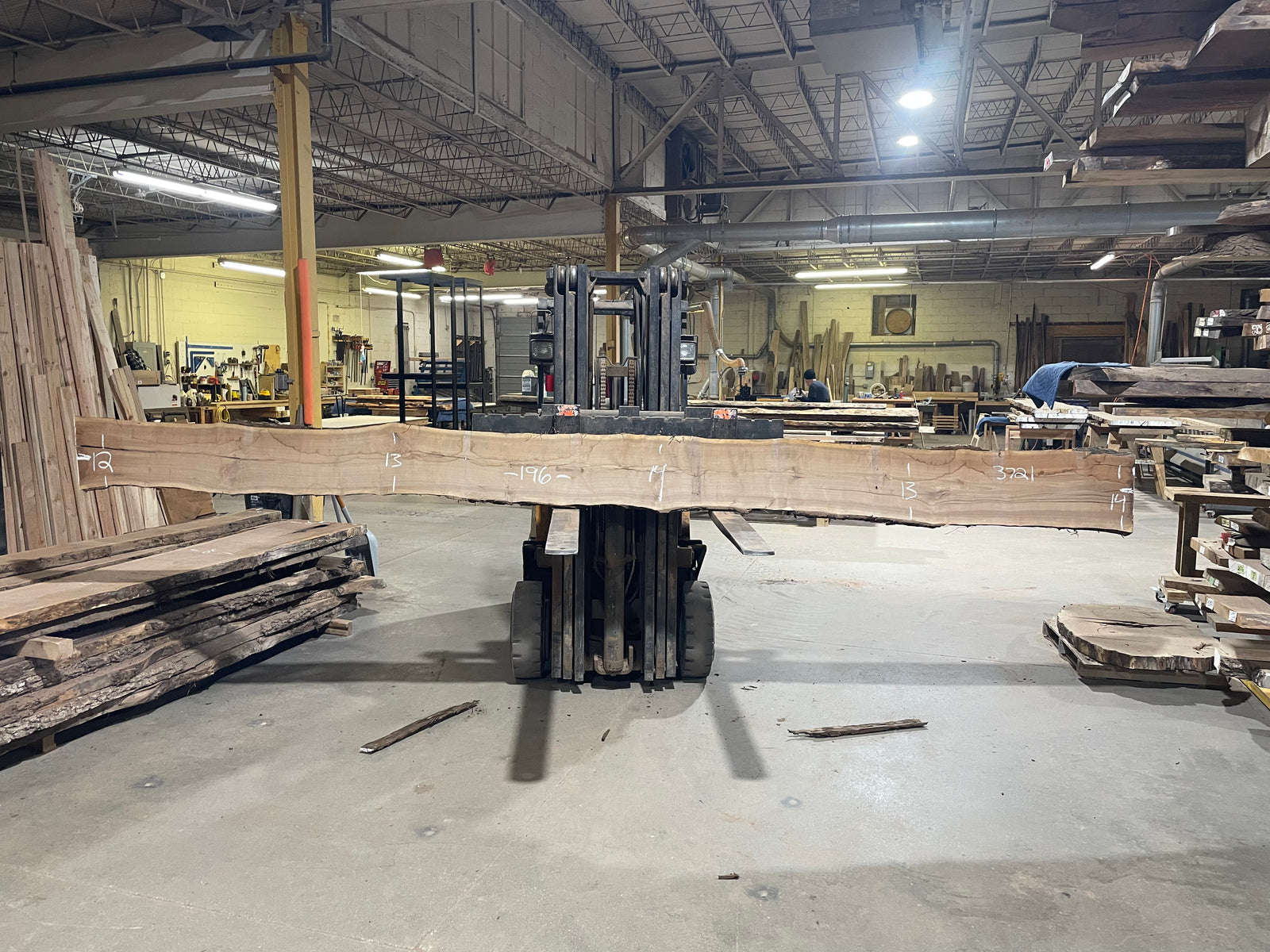 BLACK WALNUT (3721) 196” L x 12"-14” W x 2.25”