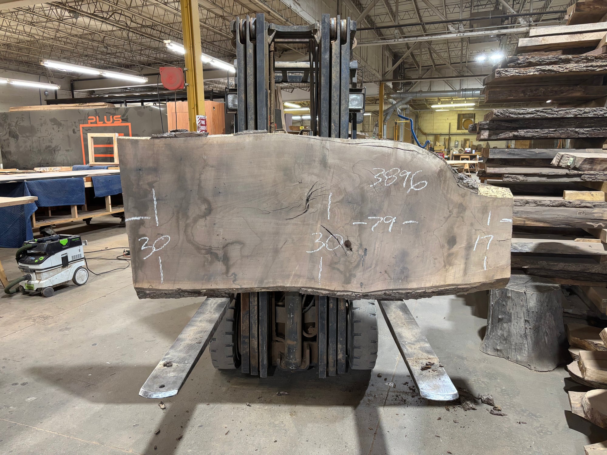 BLACK WALNUT (3896) 79” L x 17"-30” W x 2.5”