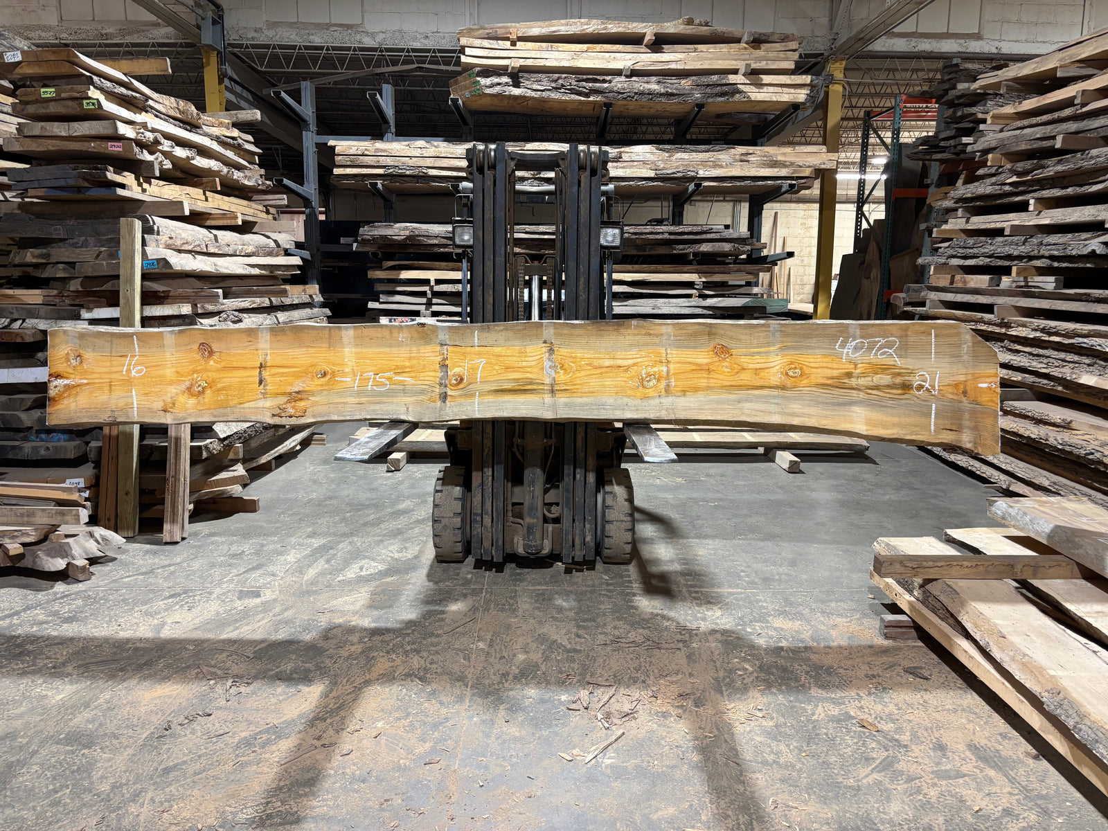 Pine (4072) 175” L x 16-21” W x 4” T
