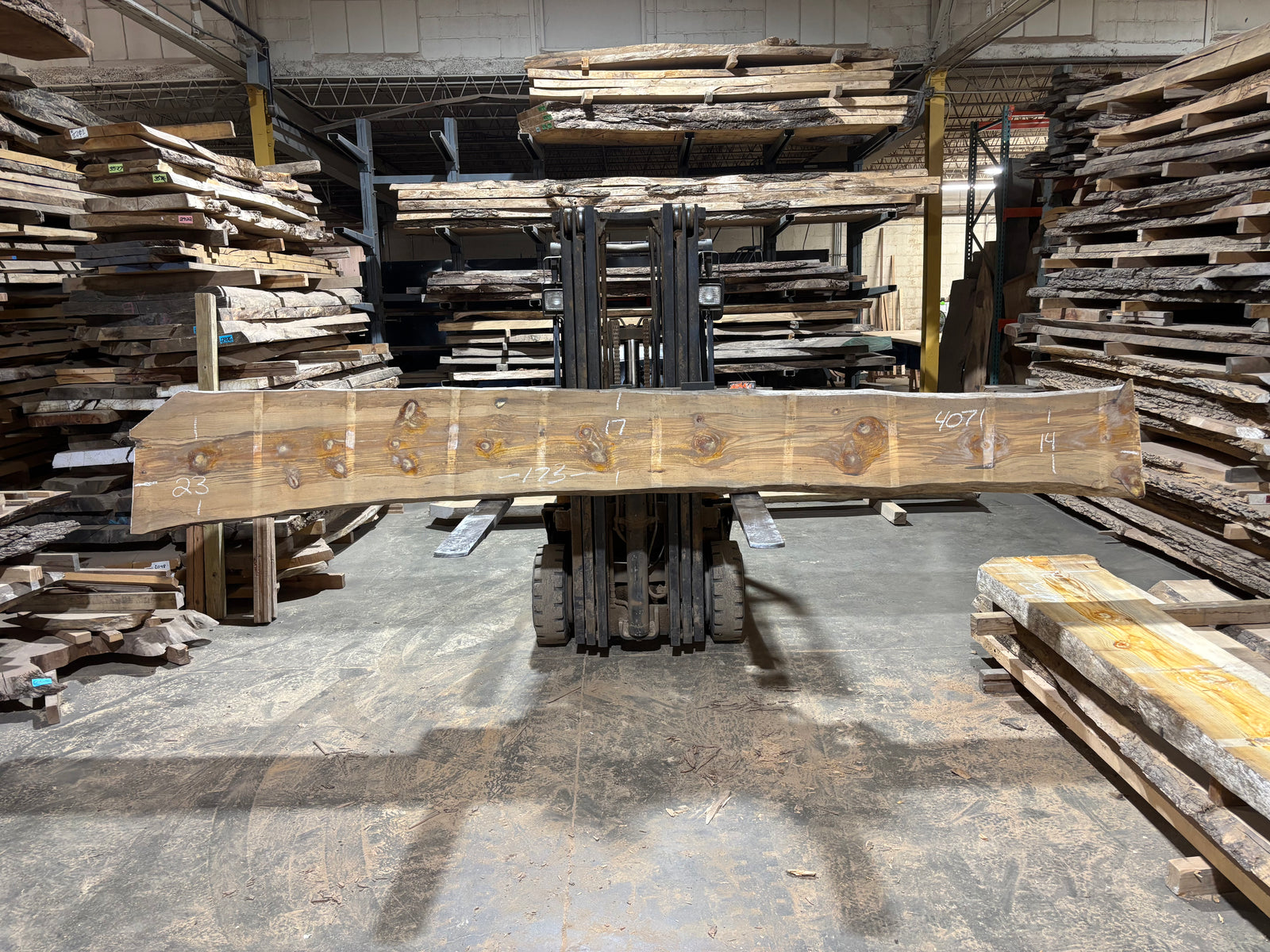 Pine (4071) 173” L x 14-23” W x 4” T