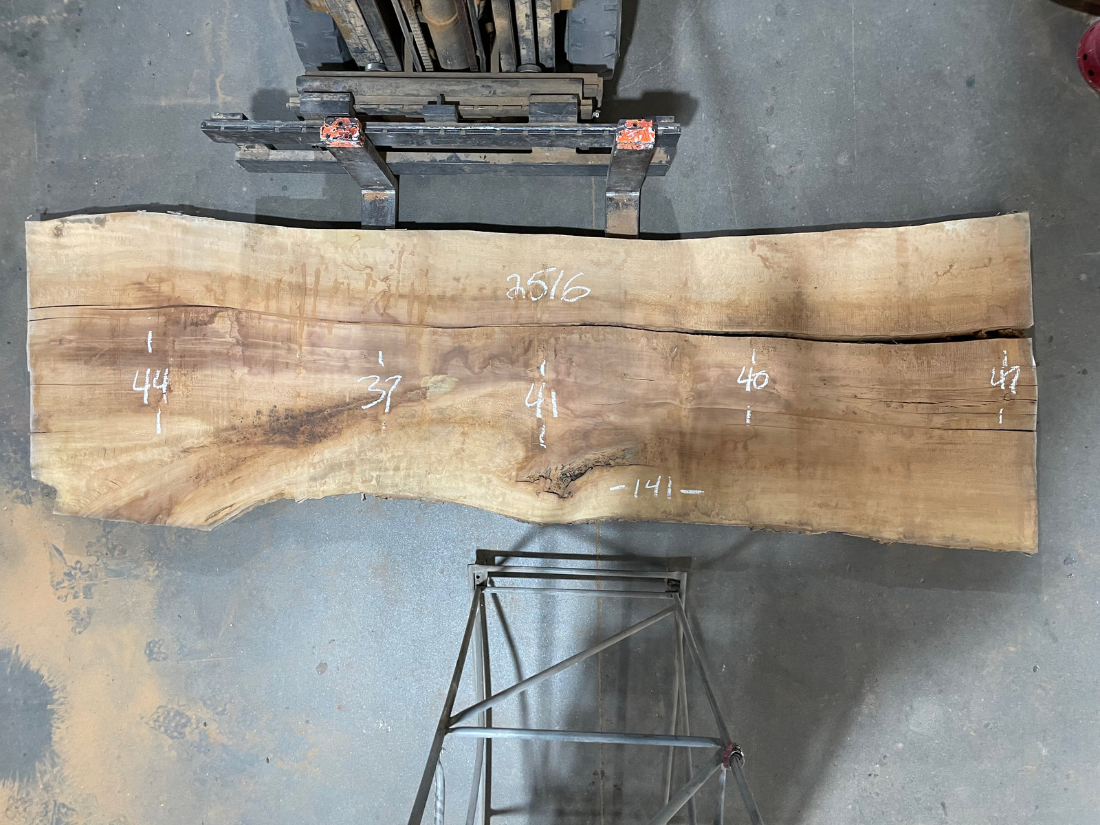 Sycamore - (2516) 141” L X 37-47” W X 2.5” T