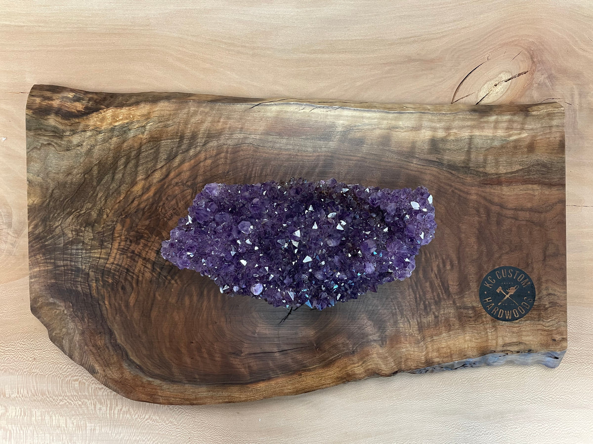 Live edge presentation board