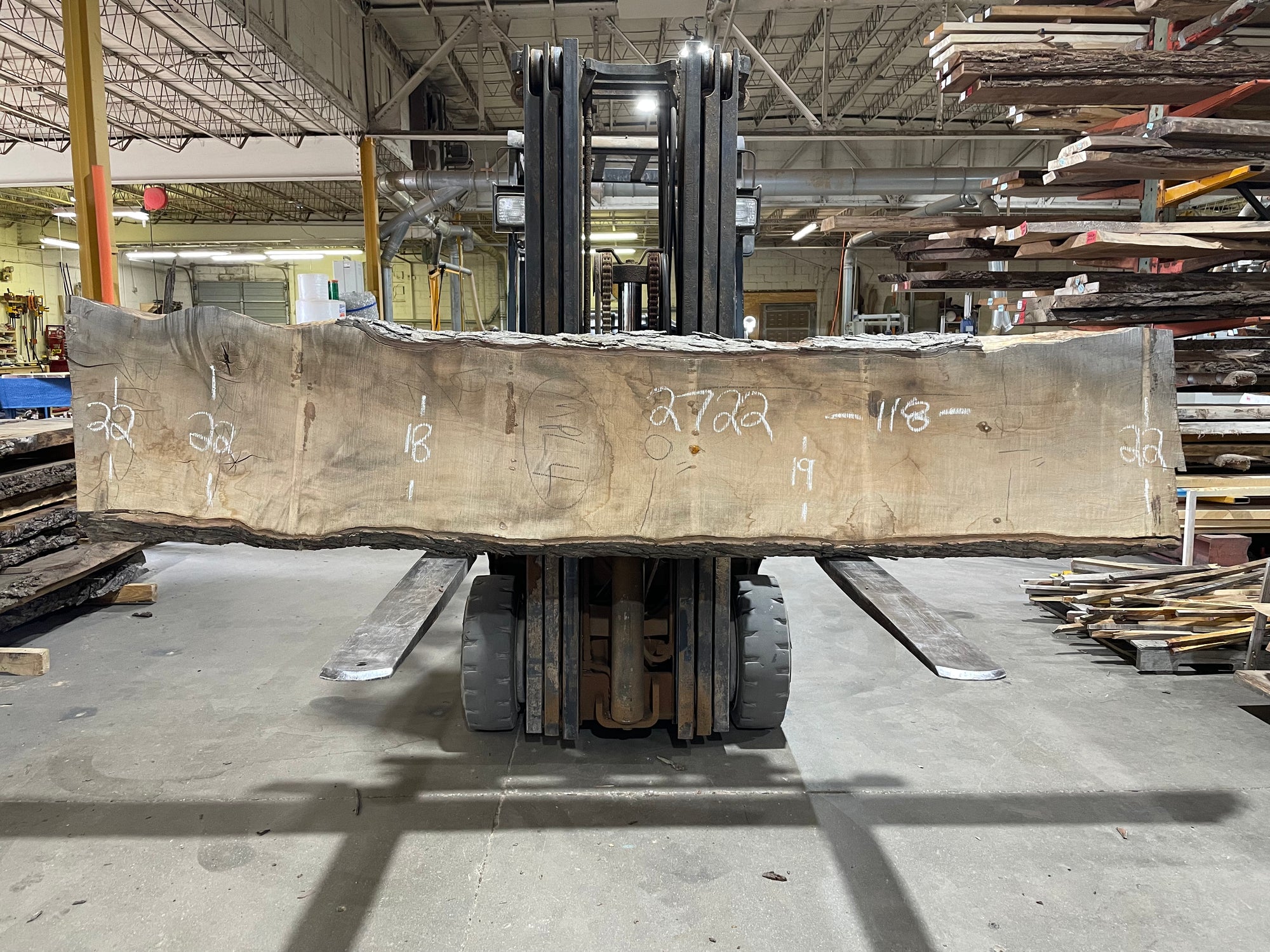 Maple (2722) 118” L x 18-22” W x 3” T