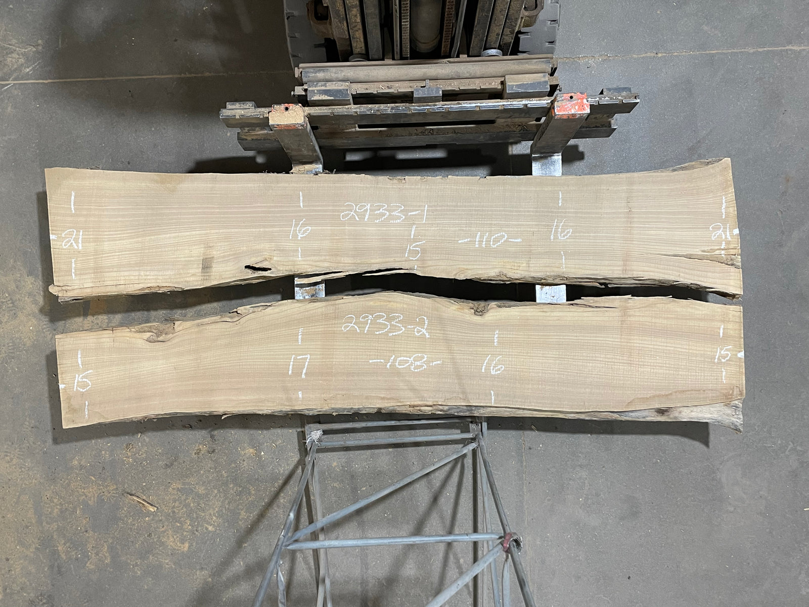 SIBERIAN ELM - RIVER SET (2933) 110” L X 32-36” W X 3” T