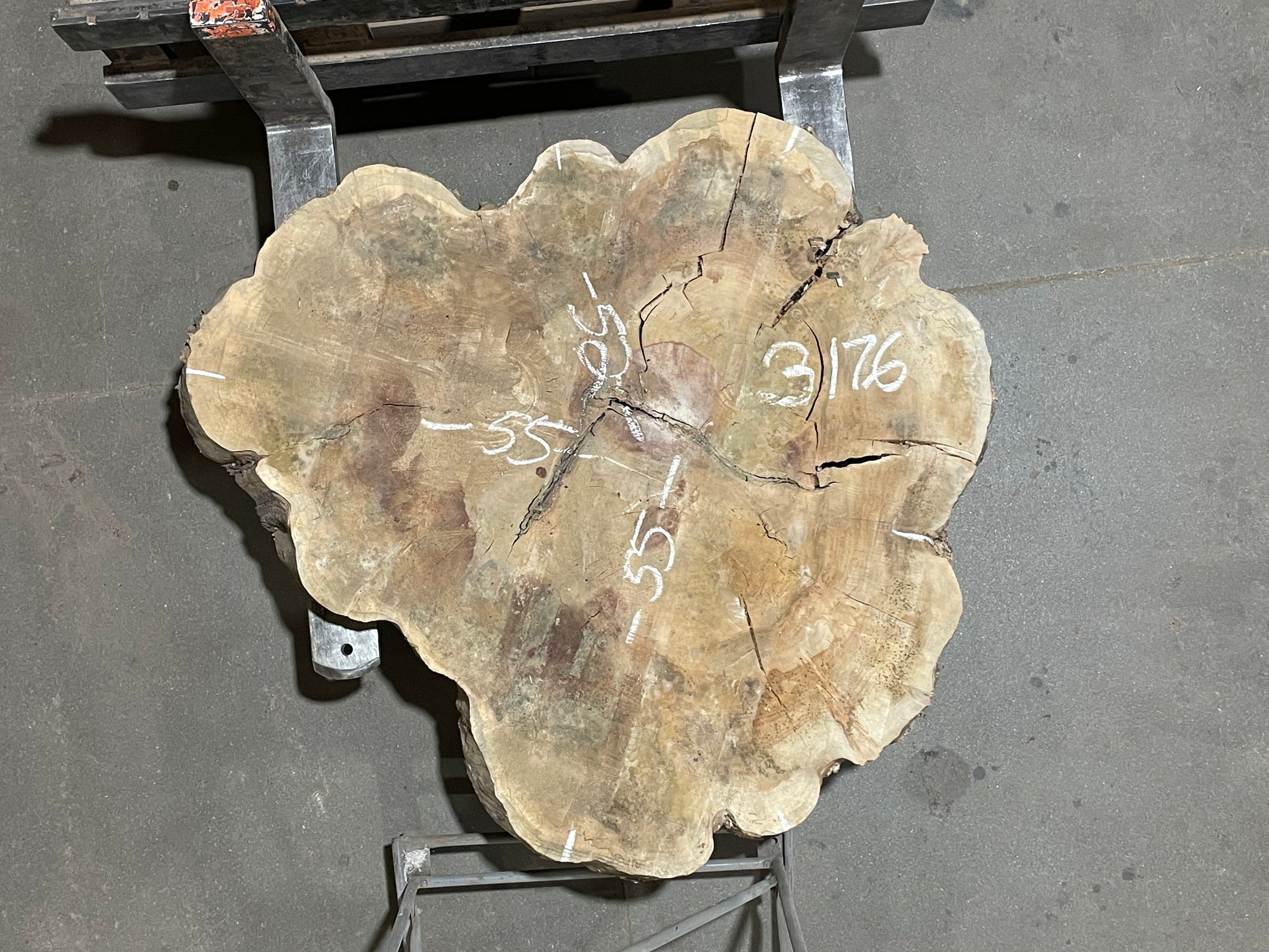 Maple Crosscut (3176)  55” x 52” W x 4” T