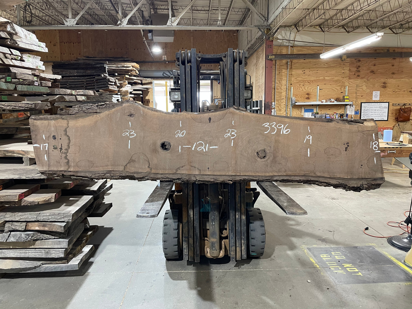 BLACK WALNUT (3396) 121” L x 17-23” W x 2.5” T