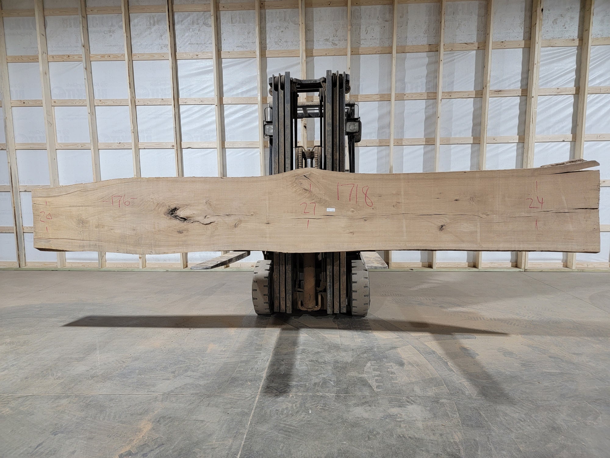 Pecan (1718) 176” L x 20-27” W x 3” T