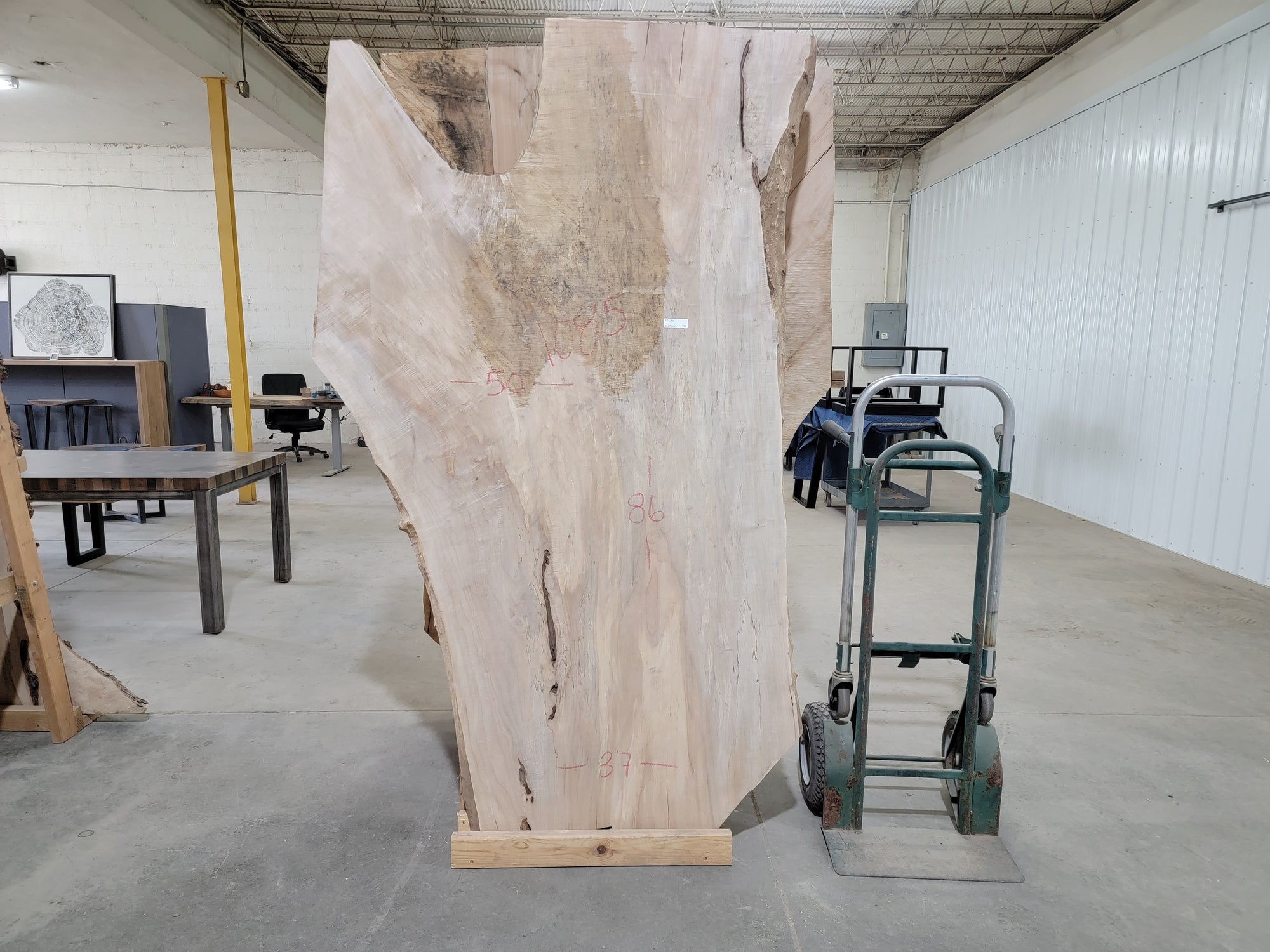 Maple (1085) 86" L x 37-50" W x 3" T