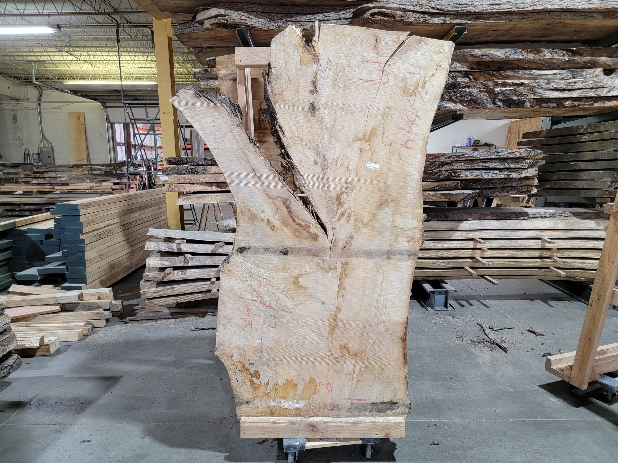 Maple (3044) 72" L x 33-49" W x 2.5" T