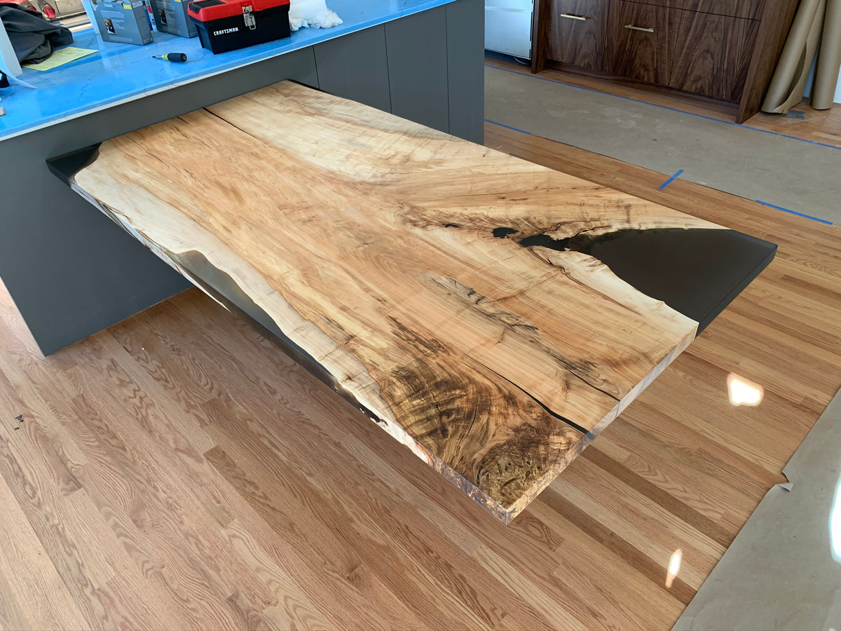 Maple (1084) 86" L x 38-52" W x 3" T