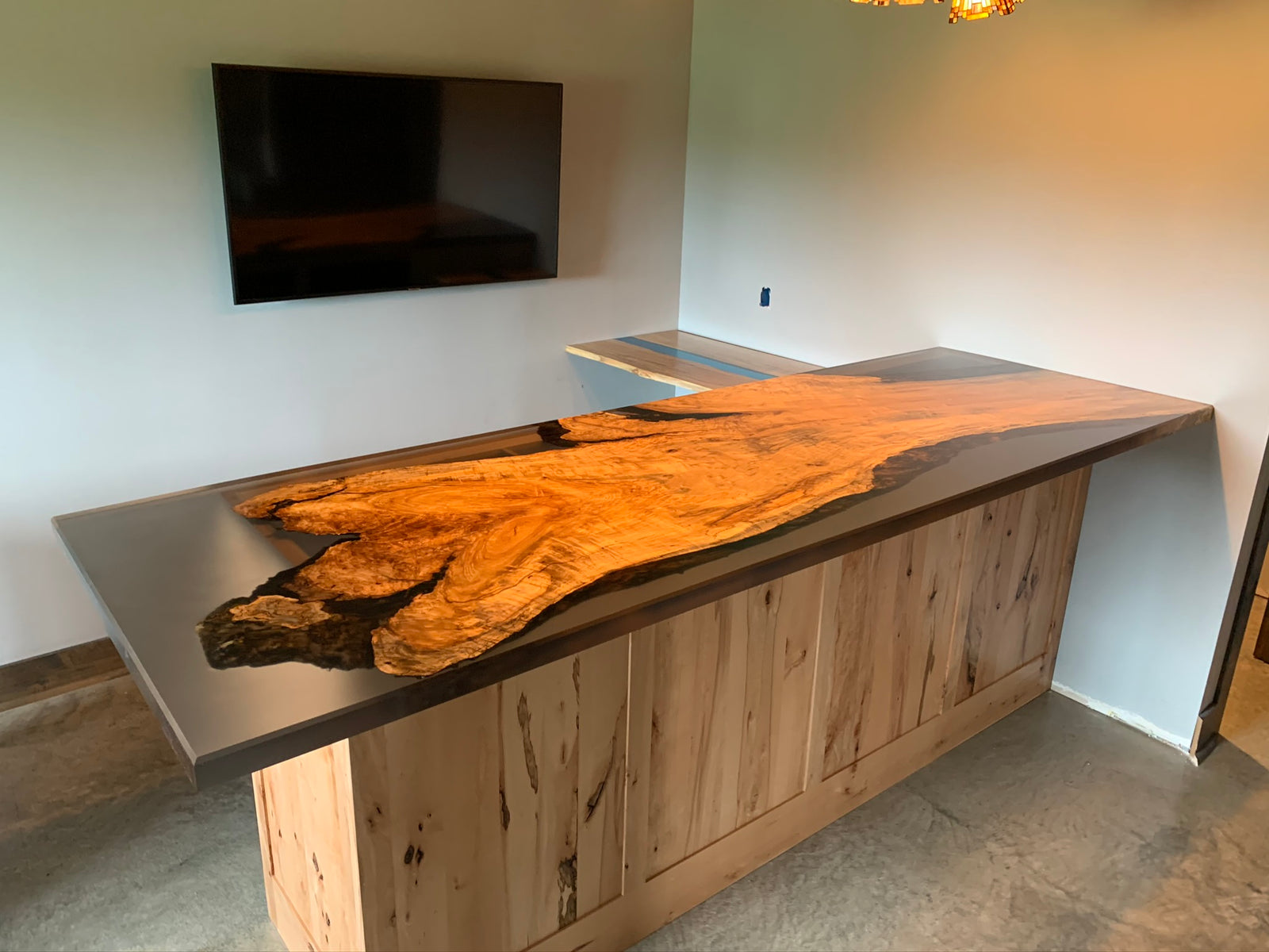 Maple Epoxy Casted Bar Top