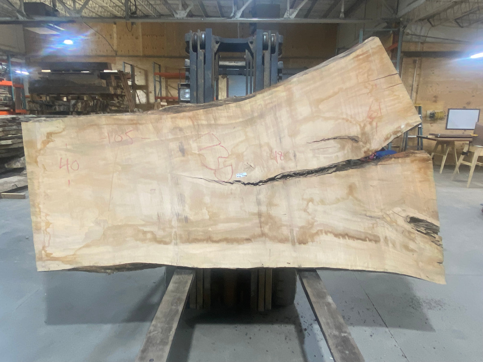 Silver Maple (1730) 105" L x 40-61" W x 3" T